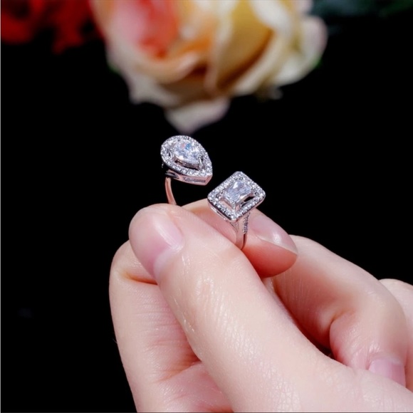 New 925 Silver Square Water Drop Adjustable Ring - Picture 2 of 3